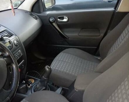 Серый Рено Меган, объемом двигателя 1.6 л и пробегом 230 тыс. км за 5299 $, фото 7 на Automoto.ua