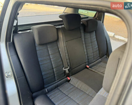 Серый Рено Меган, объемом двигателя 1.6 л и пробегом 213 тыс. км за 5650 $, фото 26 на Automoto.ua