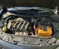 Серый Рено Меган, объемом двигателя 2 л и пробегом 230 тыс. км за 5900 $, фото 6 на Automoto.ua