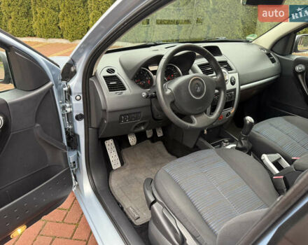 Сірий Рено Меган, об'ємом двигуна 1.6 л та пробігом 143 тис. км за 5700 $, фото 19 на Automoto.ua