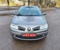 Серый Рено Меган, объемом двигателя 1.6 л и пробегом 185 тыс. км за 5600 $, фото 2 на Automoto.ua