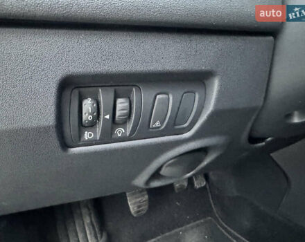 Сірий Рено Меган, об'ємом двигуна 1.6 л та пробігом 184 тис. км за 4799 $, фото 24 на Automoto.ua