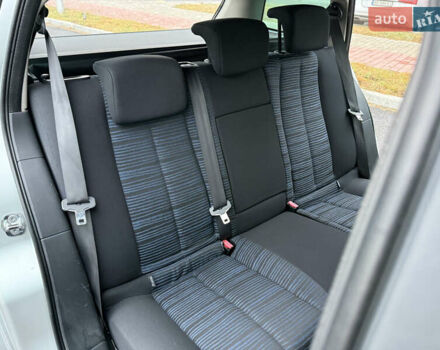 Серый Рено Меган, объемом двигателя 1.6 л и пробегом 213 тыс. км за 5100 $, фото 31 на Automoto.ua