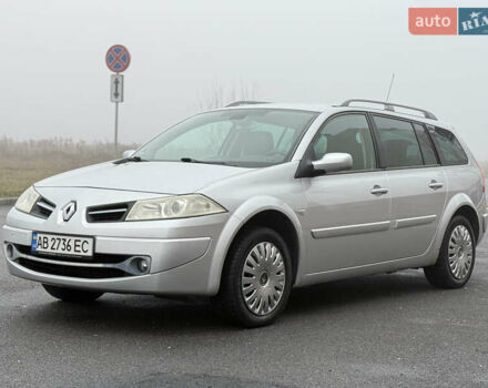 Серый Рено Меган, объемом двигателя 1.6 л и пробегом 213 тыс. км за 5100 $, фото 4 на Automoto.ua