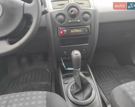 Серый Рено Меган, объемом двигателя 1.6 л и пробегом 212 тыс. км за 5990 $, фото 15 на Automoto.ua