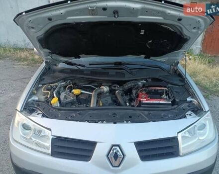 Серый Рено Меган, объемом двигателя 1.5 л и пробегом 280 тыс. км за 4800 $, фото 11 на Automoto.ua
