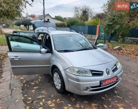 Серый Рено Меган, объемом двигателя 1.6 л и пробегом 224 тыс. км за 5850 $, фото 104 на Automoto.ua