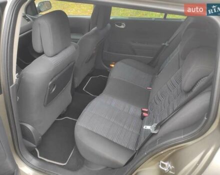 Сірий Рено Меган, об'ємом двигуна 1.6 л та пробігом 213 тис. км за 5990 $, фото 12 на Automoto.ua