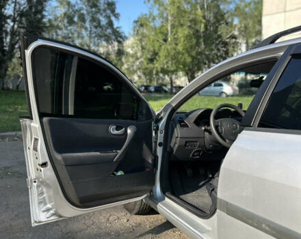 Сірий Рено Меган, об'ємом двигуна 1.6 л та пробігом 191 тис. км за 5500 $, фото 11 на Automoto.ua