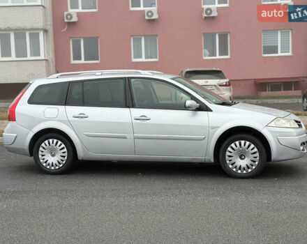 Серый Рено Меган, объемом двигателя 1.6 л и пробегом 213 тыс. км за 5100 $, фото 9 на Automoto.ua