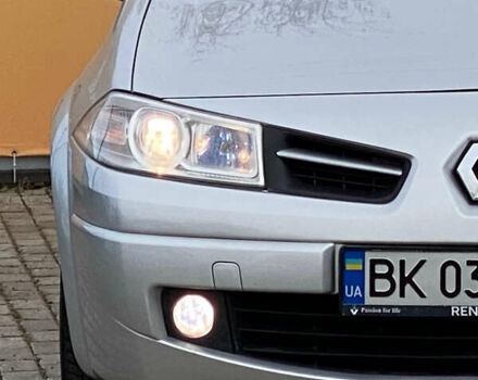 Серый Рено Меган, объемом двигателя 1.6 л и пробегом 250 тыс. км за 5500 $, фото 27 на Automoto.ua
