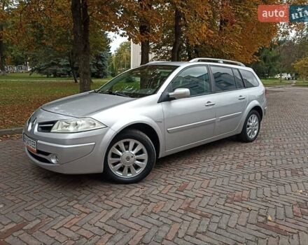 Серый Рено Меган, объемом двигателя 1.6 л и пробегом 207 тыс. км за 5950 $, фото 21 на Automoto.ua