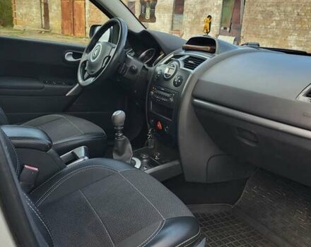 Рено Меган 2008 в Долинской на Automoto.ua Серый Рено Меган, объемом двигателя 1.46 л и пробегом 280 тыс. км за 5400 $, фото 4 на Automoto.ua