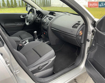 Сірий Рено Меган, об'ємом двигуна 1.6 л та пробігом 171 тис. км за 5999 $, фото 32 на Automoto.ua
