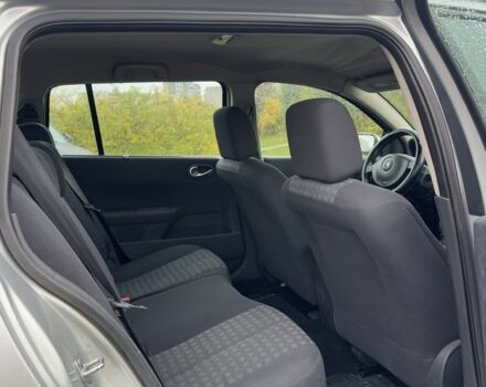 Серый Рено Меган, объемом двигателя 1.5 л и пробегом 250 тыс. км за 2600 $, фото 6 на Automoto.ua