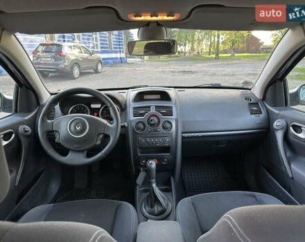 Сірий Рено Меган, об'ємом двигуна 1.6 л та пробігом 200 тис. км за 6300 $, фото 25 на Automoto.ua