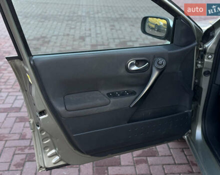 Сірий Рено Меган, об'ємом двигуна 1.6 л та пробігом 240 тис. км за 4950 $, фото 15 на Automoto.ua