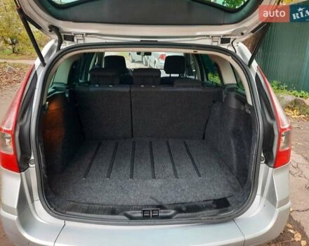 Серый Рено Меган, объемом двигателя 1.6 л и пробегом 224 тыс. км за 5850 $, фото 78 на Automoto.ua