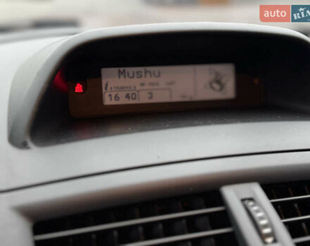 Сірий Рено Меган, об'ємом двигуна 1.6 л та пробігом 250 тис. км за 5200 $, фото 22 на Automoto.ua