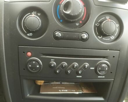 Сірий Рено Меган, об'ємом двигуна 1.6 л та пробігом 160 тис. км за 6100 $, фото 3 на Automoto.ua