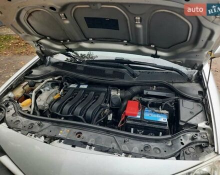 Серый Рено Меган, объемом двигателя 1.6 л и пробегом 224 тыс. км за 5850 $, фото 110 на Automoto.ua