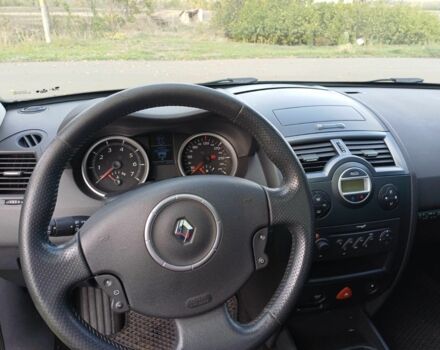 Серый Рено Меган, объемом двигателя 1.6 л и пробегом 211 тыс. км за 5800 $, фото 17 на Automoto.ua