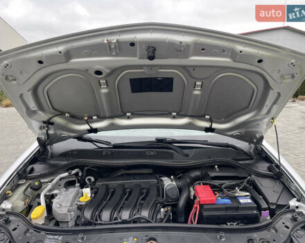 Сірий Рено Меган, об'ємом двигуна 1.6 л та пробігом 171 тис. км за 5999 $, фото 40 на Automoto.ua