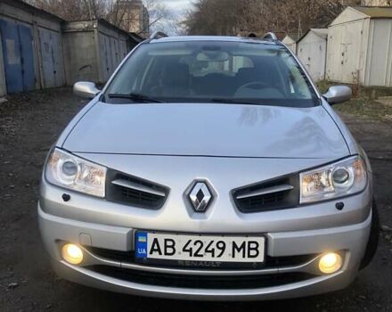Серый Рено Меган, объемом двигателя 2 л и пробегом 205 тыс. км за 6500 $, фото 2 на Automoto.ua