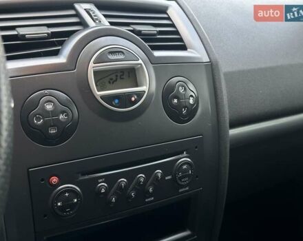 Серый Рено Меган, объемом двигателя 1.6 л и пробегом 193 тыс. км за 5999 $, фото 6 на Automoto.ua