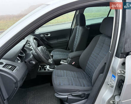 Серый Рено Меган, объемом двигателя 1.6 л и пробегом 213 тыс. км за 5100 $, фото 18 на Automoto.ua