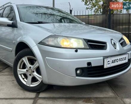 Серый Рено Меган, объемом двигателя 1.6 л и пробегом 263 тыс. км за 5590 $, фото 3 на Automoto.ua
