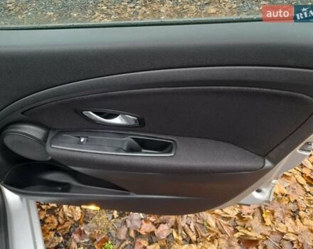 Серый Рено Меган, объемом двигателя 1.6 л и пробегом 270 тыс. км за 6600 $, фото 7 на Automoto.ua