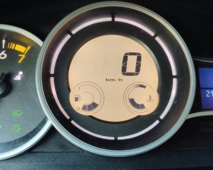 Сірий Рено Меган, об'ємом двигуна 1.6 л та пробігом 213 тис. км за 6500 $, фото 7 на Automoto.ua