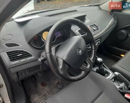 Серый Рено Меган, объемом двигателя 1.6 л и пробегом 270 тыс. км за 6600 $, фото 5 на Automoto.ua