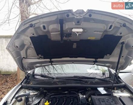 Серый Рено Меган, объемом двигателя 1.6 л и пробегом 270 тыс. км за 6600 $, фото 9 на Automoto.ua