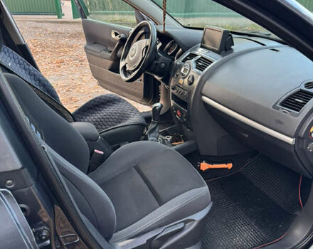 Серый Рено Меган, объемом двигателя 1.6 л и пробегом 204 тыс. км за 6900 $, фото 13 на Automoto.ua