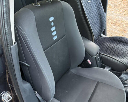 Серый Рено Меган, объемом двигателя 1.6 л и пробегом 204 тыс. км за 6900 $, фото 18 на Automoto.ua