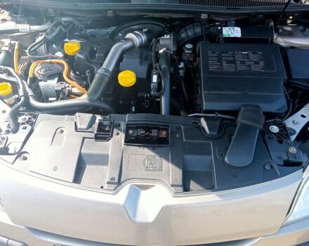 Рено Меган 2009 у Запоріжжя на Automoto.ua Сірий Рено Меган, об'ємом двигуна 1.5 л та пробігом 343 тис. км за 6300 $, фото 6 на Automoto.ua