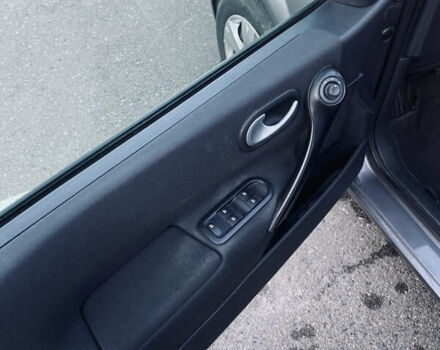 Серый Рено Меган, объемом двигателя 1.46 л и пробегом 213 тыс. км за 5699 $, фото 18 на Automoto.ua