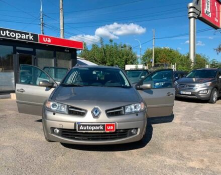 Рено Меган 2009 у Вінниці на Automoto.ua Сірий Рено Меган, об'ємом двигуна 1.6 л та пробігом 212 тис. км за 5490 $, фото 13 на Automoto.ua