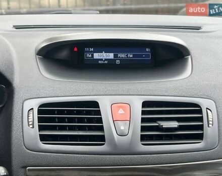 Сірий Рено Меган, об'ємом двигуна 2 л та пробігом 243 тис. км за 6890 $, фото 20 на Automoto.ua