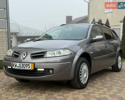 Серый Рено Меган, объемом двигателя 1.6 л и пробегом 149 тыс. км за 5400 $, фото 1 на Automoto.ua
