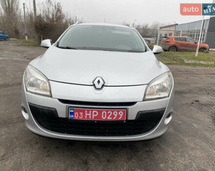 Серый Рено Меган, объемом двигателя 1.6 л и пробегом 206 тыс. км за 6850 $, фото 2 на Automoto.ua