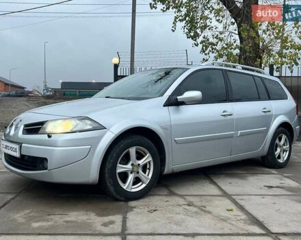 Серый Рено Меган, объемом двигателя 1.6 л и пробегом 263 тыс. км за 5590 $, фото 2 на Automoto.ua