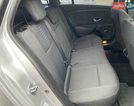 Серый Рено Меган, объемом двигателя 1.6 л и пробегом 206 тыс. км за 6850 $, фото 23 на Automoto.ua