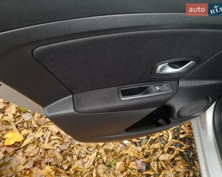 Серый Рено Меган, объемом двигателя 1.6 л и пробегом 270 тыс. км за 6600 $, фото 8 на Automoto.ua