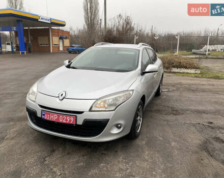 Серый Рено Меган, объемом двигателя 1.6 л и пробегом 206 тыс. км за 6850 $, фото 1 на Automoto.ua