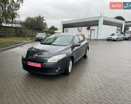 Серый Рено Меган, объемом двигателя 1.6 л и пробегом 231 тыс. км за 7800 $, фото 32 на Automoto.ua