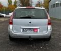 Рено Меган 2009 у Києві на Automoto.ua Сірий Рено Меган, об'ємом двигуна 1.6 л та пробігом 270 тис. км за 5990 $, фото 5 на Automoto.ua