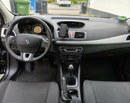 Серый Рено Меган, объемом двигателя 1.4 л и пробегом 215 тыс. км за 5700 $, фото 10 на Automoto.ua